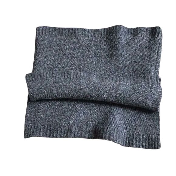 Universal thread infinity scarf - Picture 3 of 4